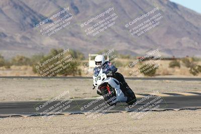 media/Nov-02-2025-CVMA (Sun) [[337aff29ab]]/Race 16-Formula Twins-Formula 40 UL(Holeshot)/